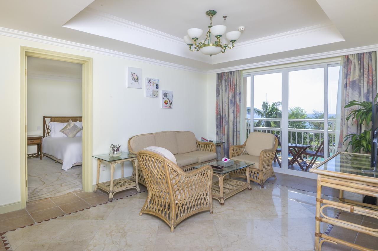 Sanya Resort Golden Palm Exterior photo